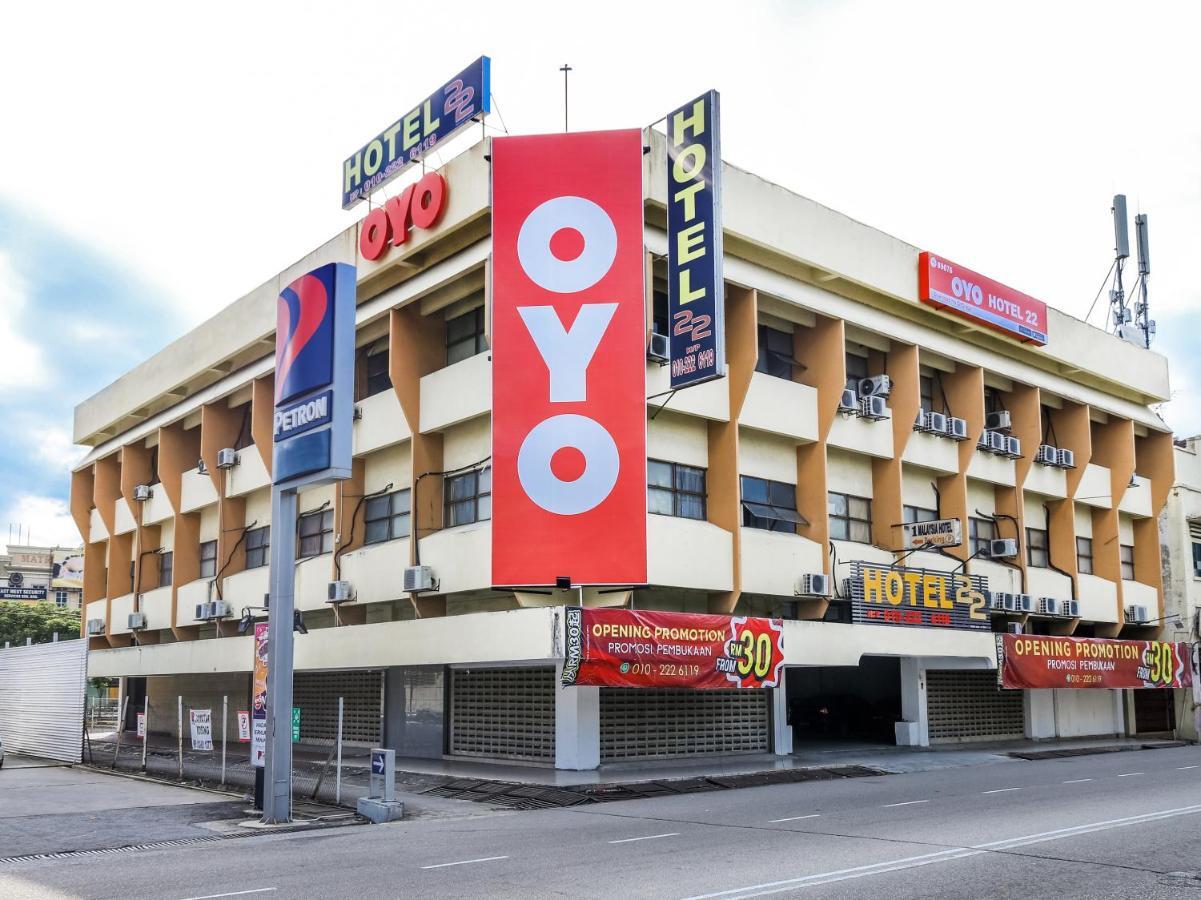 โอโย 89676 โฮเต็ล 22 Hotel เซเรมบัน ภายนอก รูปภาพ
